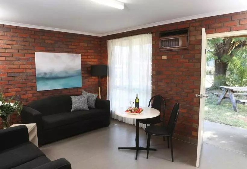 Jacaranda Holiday Units