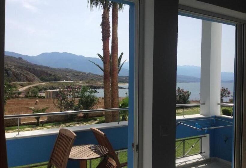 Kanakis Blue Beach Apartments