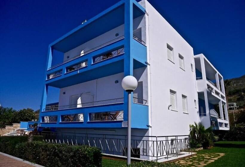Kanakis Blue Beach Apartments