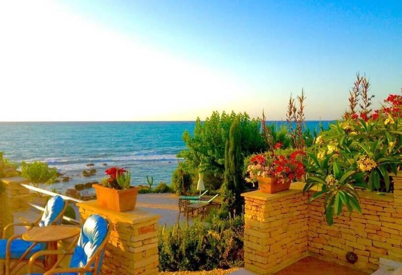 Kanakis Blue Beach Apartments