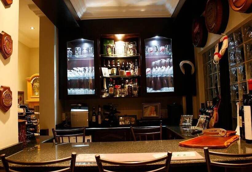 Pension Casa Flora Guesthouse