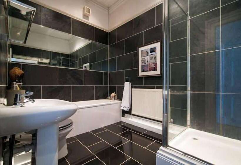 Queens Circus Serviced Apartment