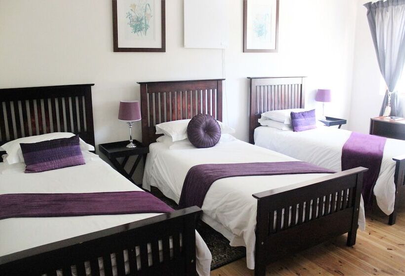 41 On Cedar Bed And Breakfast