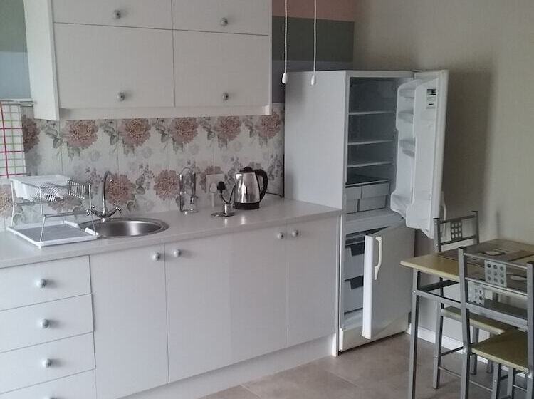 41 On Cedar Bed And Breakfast