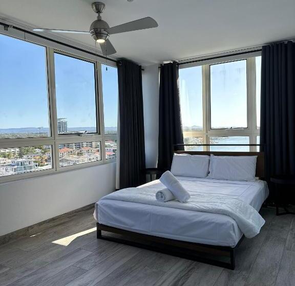 Condor Ocean View Apartments Managed By Gold Coast Premium