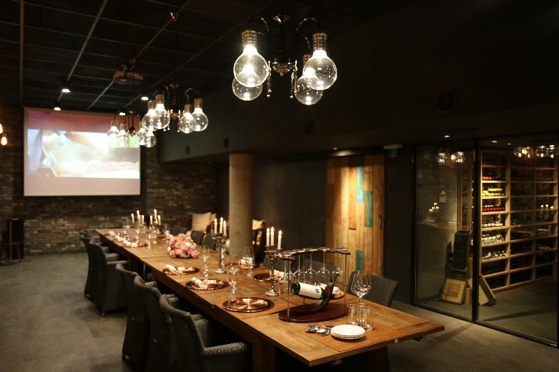 Hotel Bayhill Pool & Villa