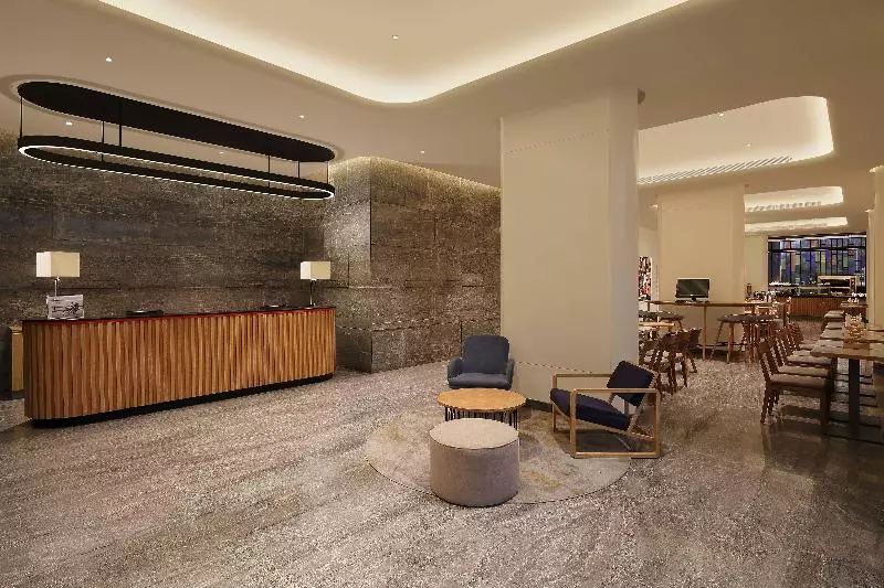 ホテル Holiday Inn Express Hyderabad Hitec City, An Ihg