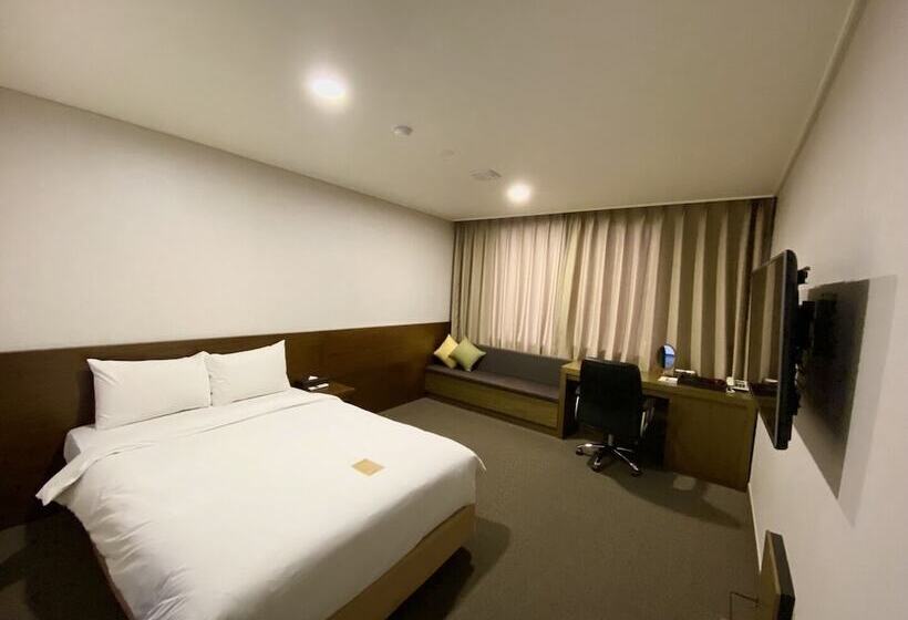 Hotel Jeonju Yeonghwa