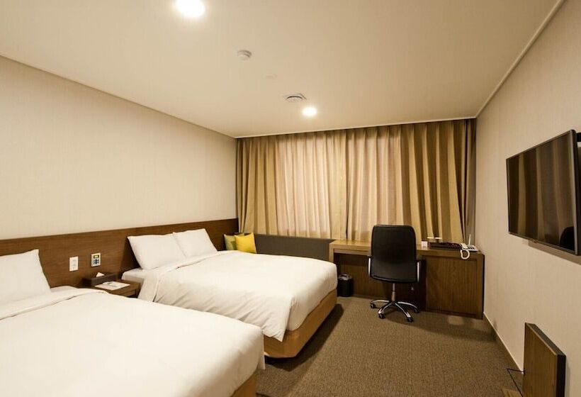 Hotel Jeonju Yeonghwa