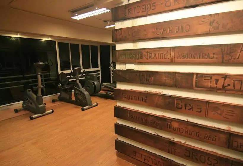 ホテル Mamba And Baan Aranya Serviced Apartment
