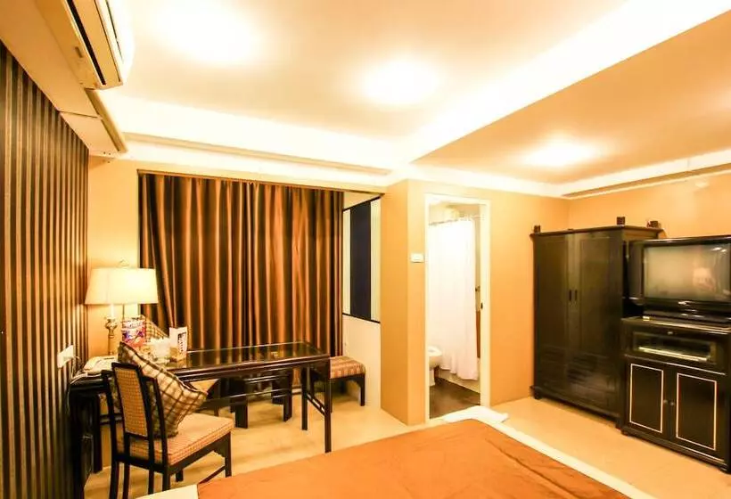 ホテル Mamba And Baan Aranya Serviced Apartment