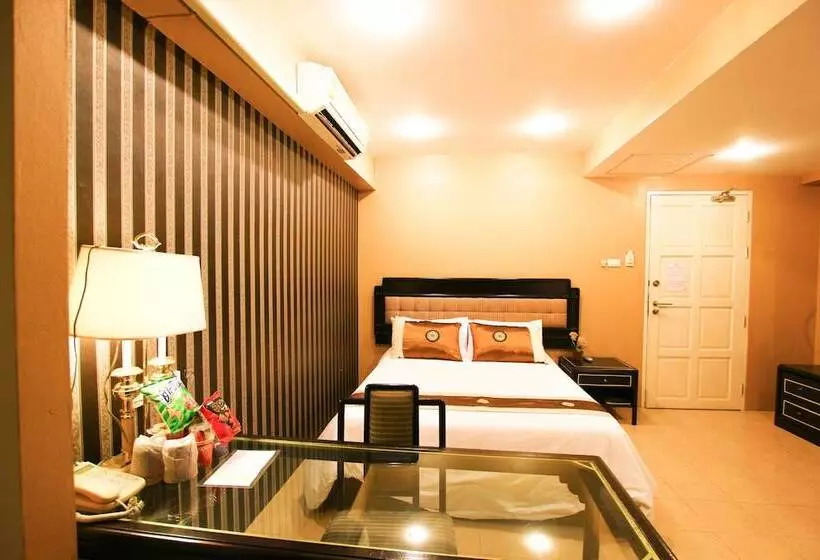 ホテル Mamba And Baan Aranya Serviced Apartment