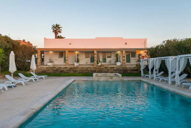 ホテル Relais Masseria Casina Dei Cari