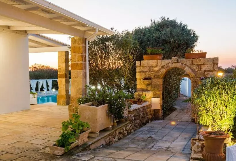 ホテル Relais Masseria Casina Dei Cari