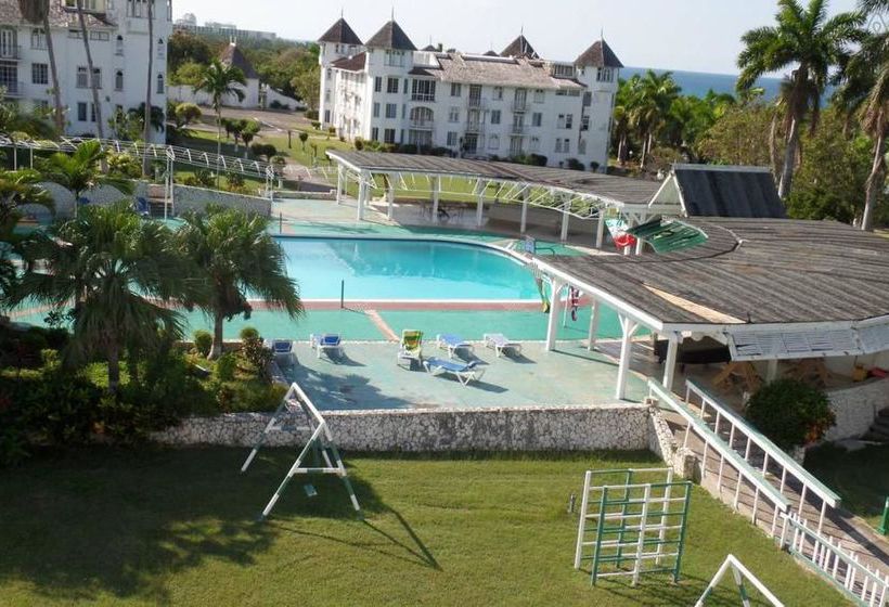 هتل Seacastles Vacation Penthouse