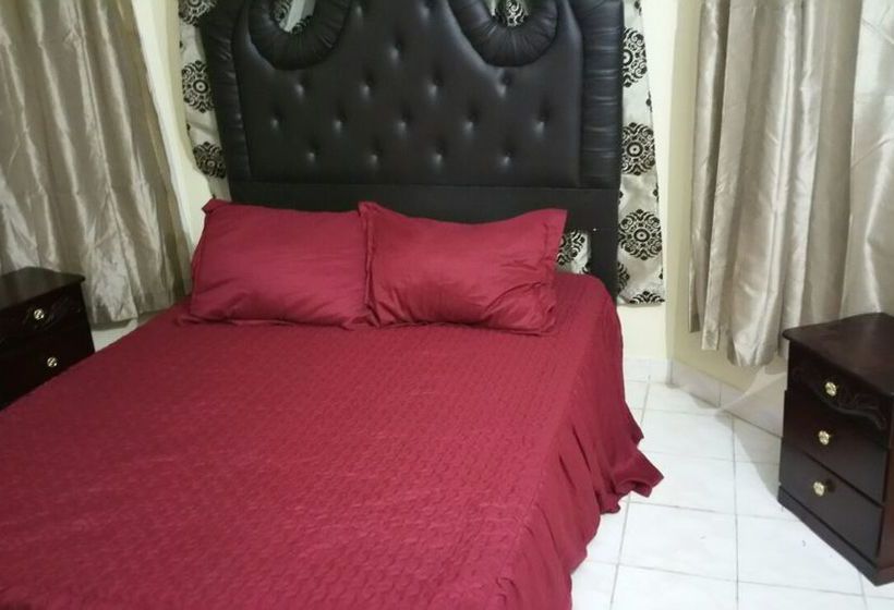 هتل Seacastles Vacation Penthouse