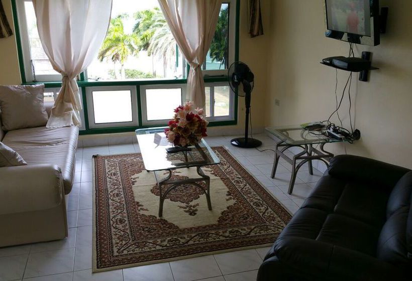 هتل Seacastles Vacation Penthouse