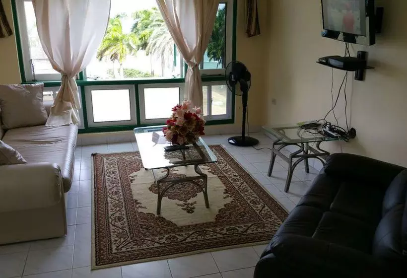 هتل Seacastles Vacation Penthouse