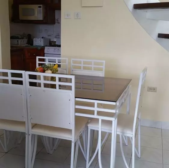 هتل Seacastles Vacation Penthouse