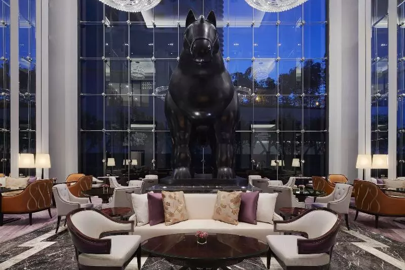 هتل The St. Regis Kuala Lumpur