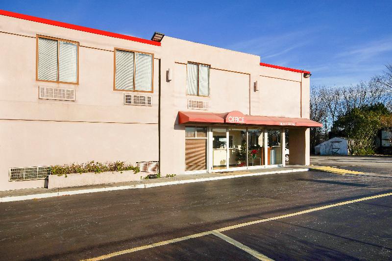 فندق على الطريق Petersburg Va I 95 & E Washington St