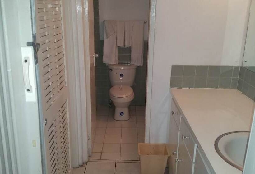 Ocean Air Beach Studio At Montego Bay Club Resort