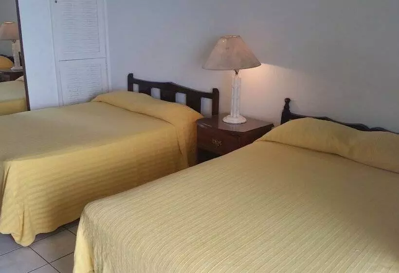 Ocean Air Beach Studio At Montego Bay Club Resort