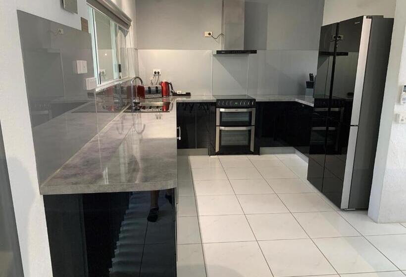 Reef Resort Villas Port Douglas