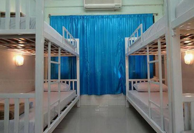 Resort Backpacker Club - Hostel