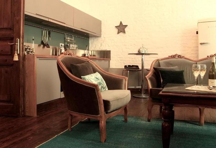 Stay Istanbul Apartments