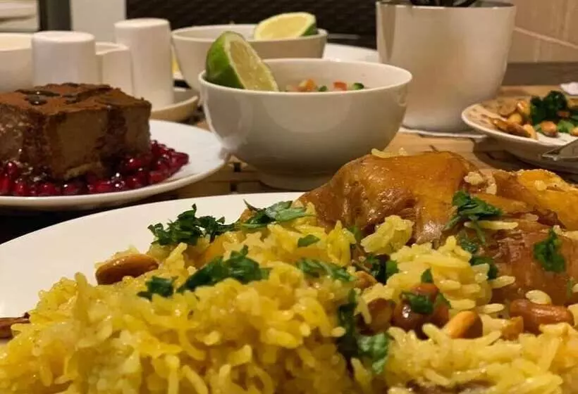 تختخواب و صبحانه Petra Rest Home