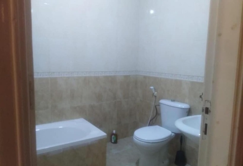 تختخواب و صبحانه Petra Rest Home