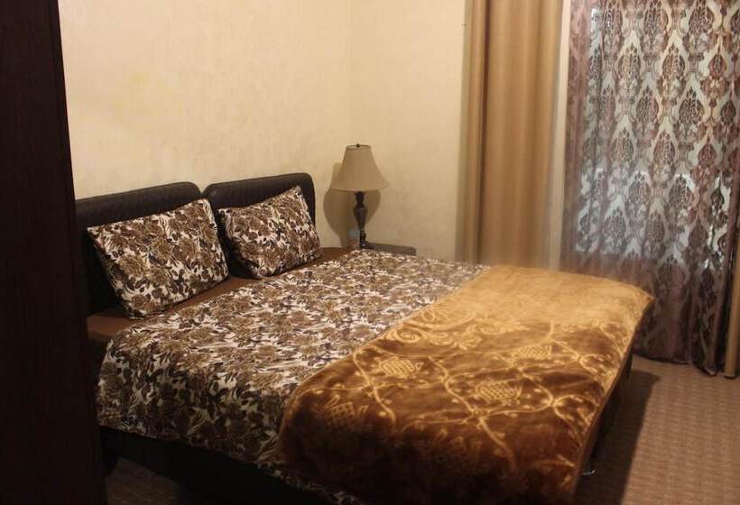 تختخواب و صبحانه Petra Rest Home