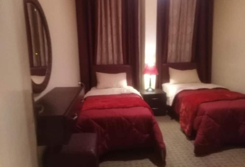 تختخواب و صبحانه Petra Rest Home