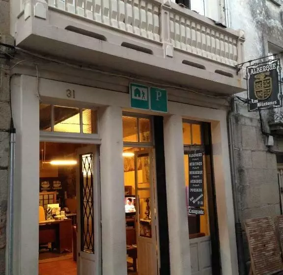 Albergue Los Blasones