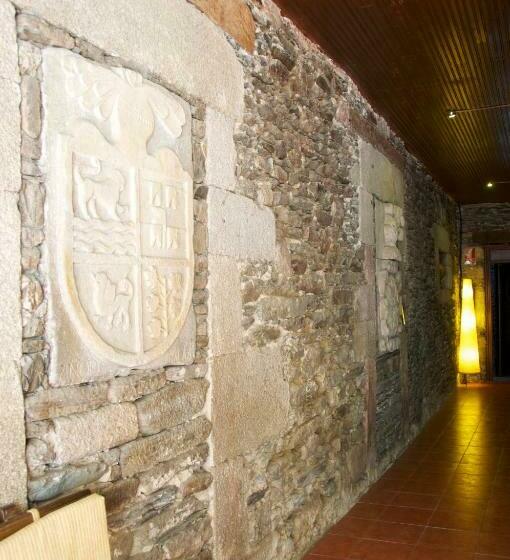 Albergue Los Blasones