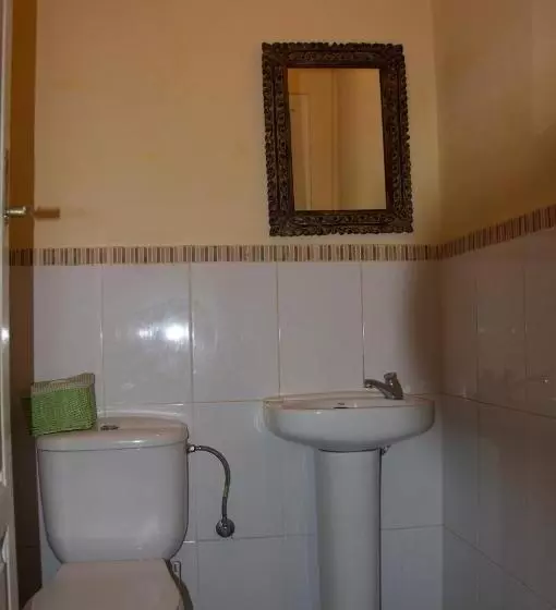 Albergue Los Blasones