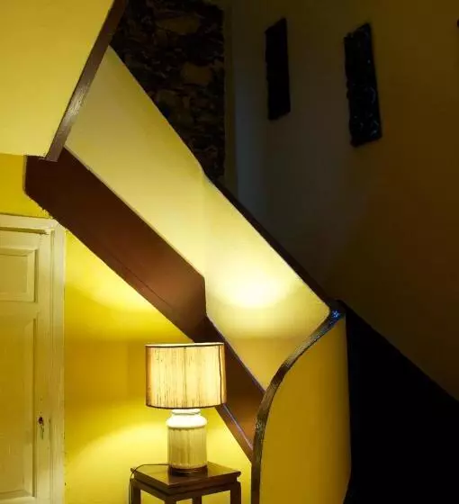 Albergue Los Blasones
