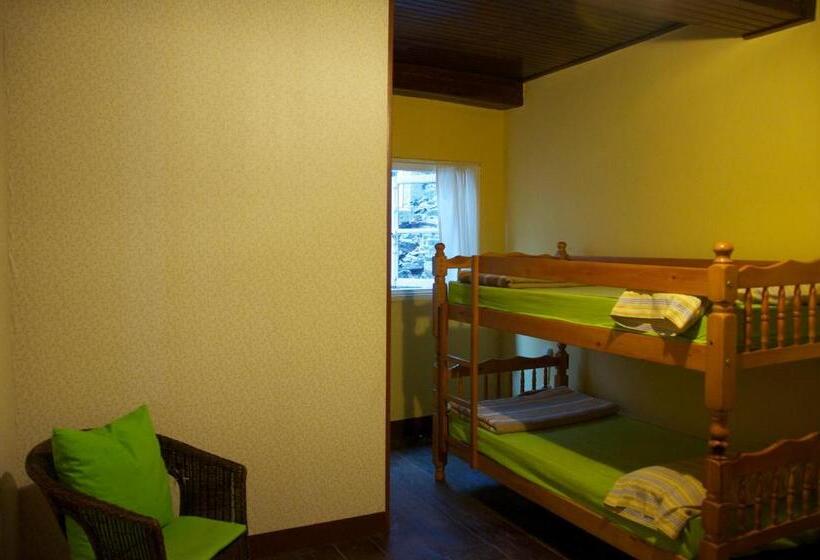 Albergue Los Blasones