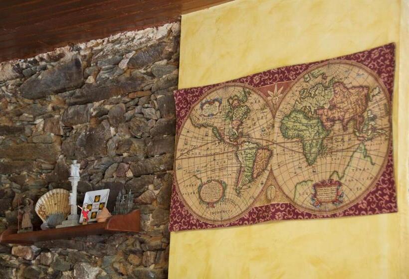 Albergue Los Blasones