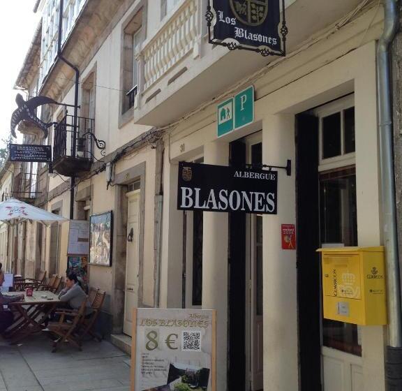 Albergue Los Blasones