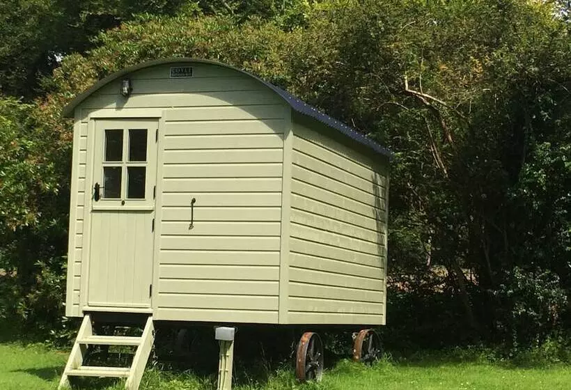 Aamiaismajoitus (B&B) Blackstairs Shepherds Huts