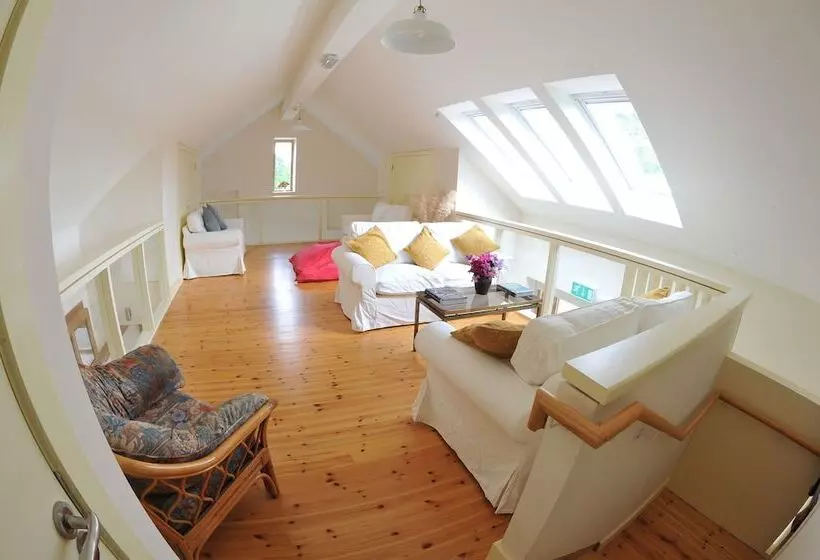 Aamiaismajoitus (B&B) Blackstairs Shepherds Huts