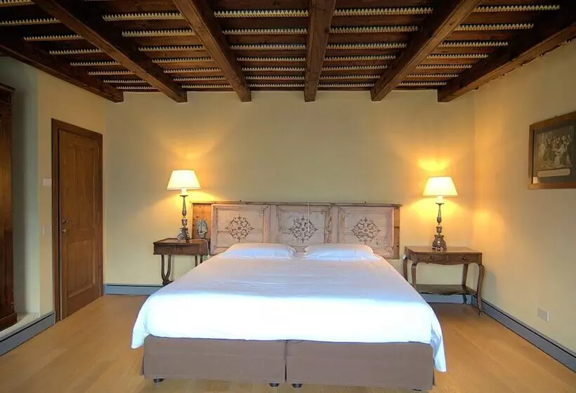 ベッドアンドブレックファースト Palazzo Juvalta
