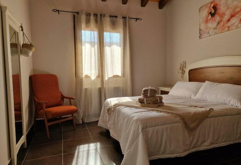 مسافرخانه Camino Del Norte