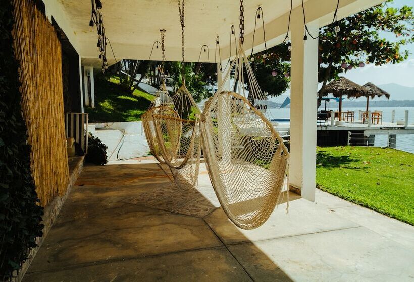 Hotel Bendito Náutico & Suites