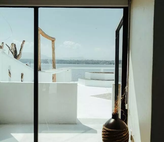 ホテル Bendito Náutico & Suites