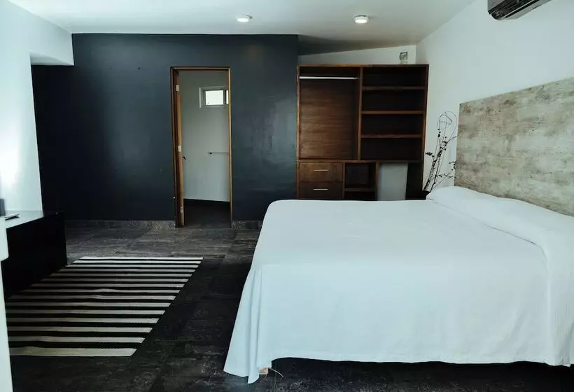 ホテル Bendito Náutico & Suites