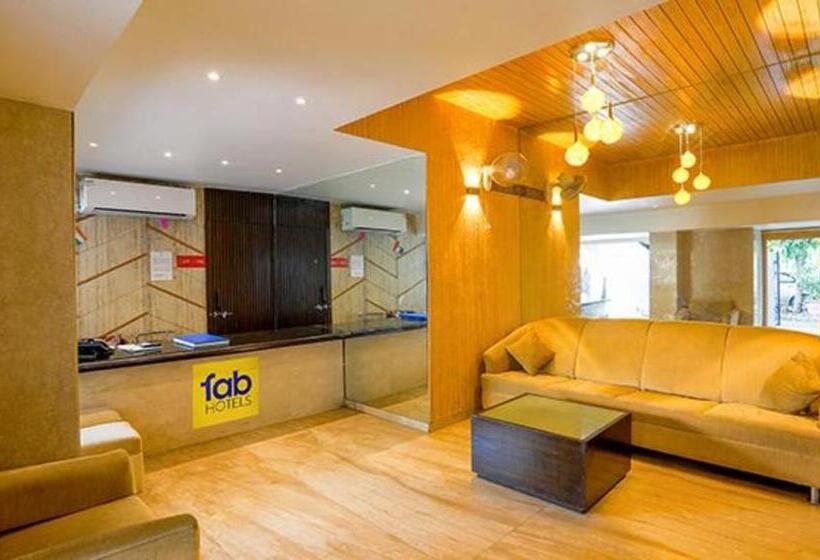 호텔 Fabexpress Jayshree   Nr Mumbai International Airport