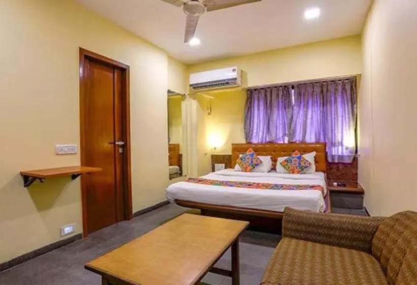 هتل Fabexpress Jayshree   Nr Mumbai International Airport